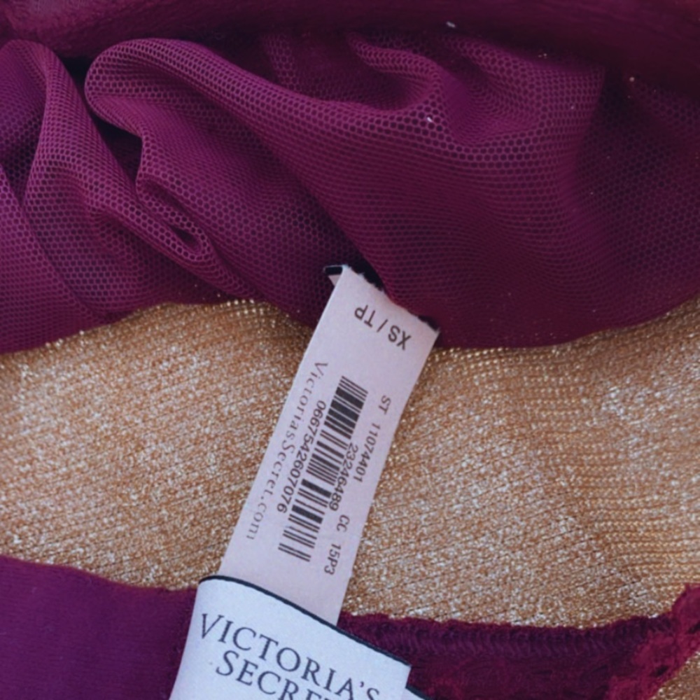 VS - Picture 2 of 2